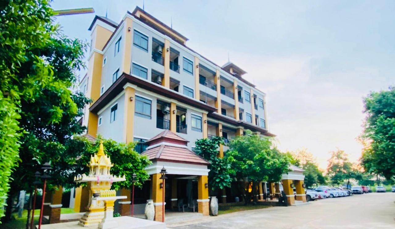 The Green Residence 304 Si Maha Phot Экстерьер фото