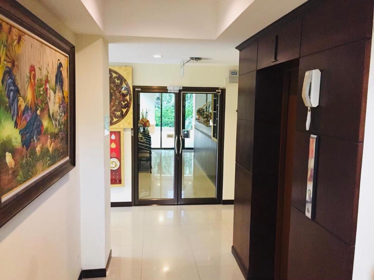 The Green Residence 304 Si Maha Phot Экстерьер фото